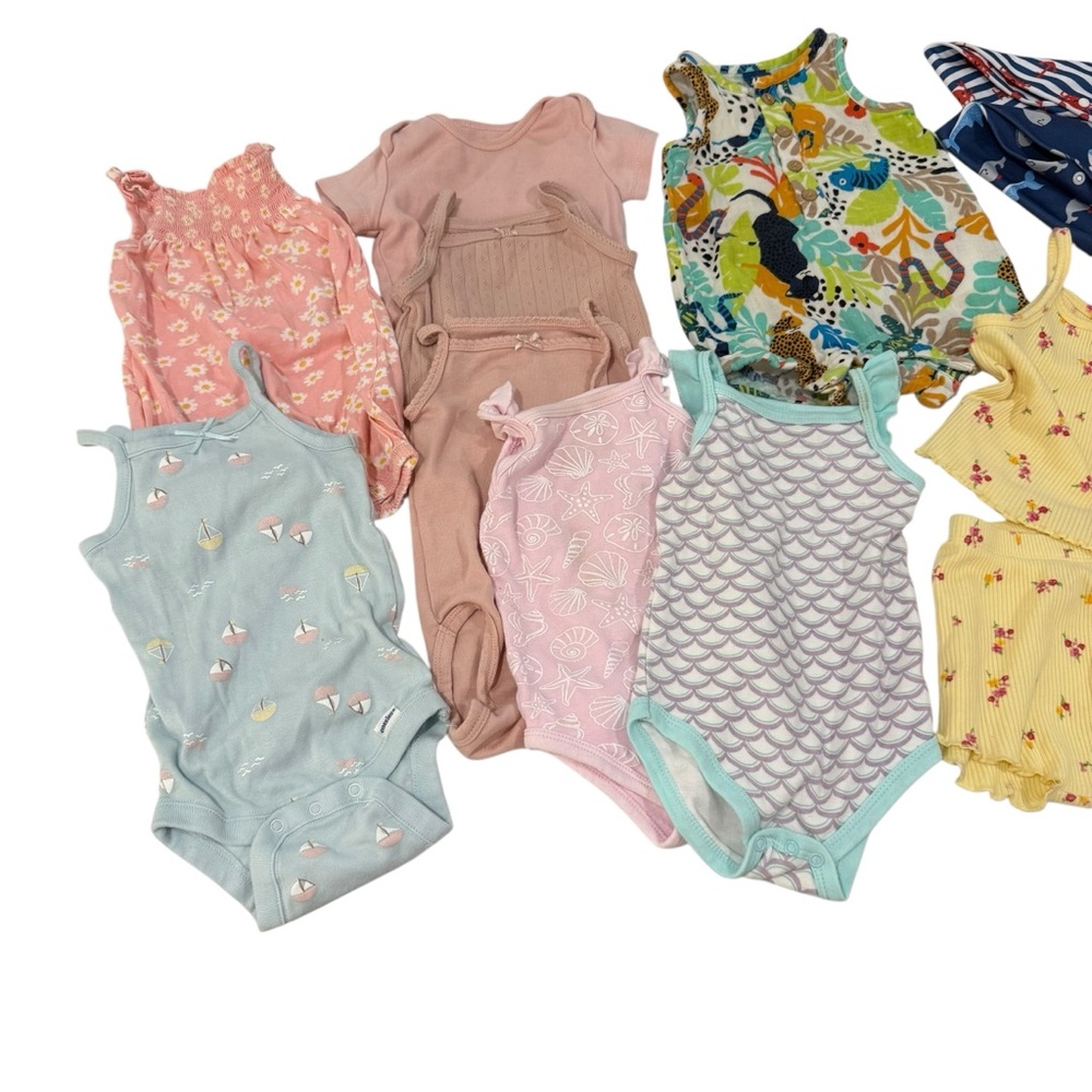 5 for $25!! Baby Girl Bundle of 11 Plus 2 Shorts Plus 2 Head Scarves! 3-6 Months - Picture 2 of 10